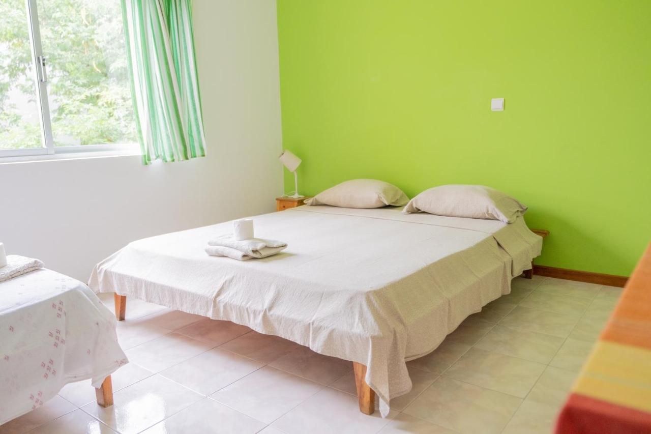 מינדלו Simabo'S Backpackers' Hostel מראה חיצוני תמונה