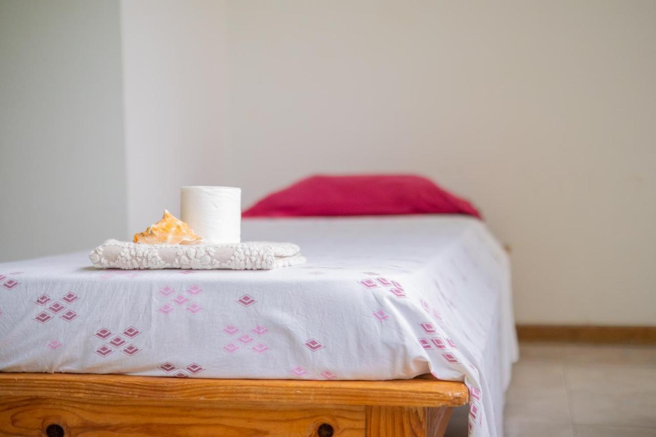 מינדלו Simabo'S Backpackers' Hostel מראה חיצוני תמונה