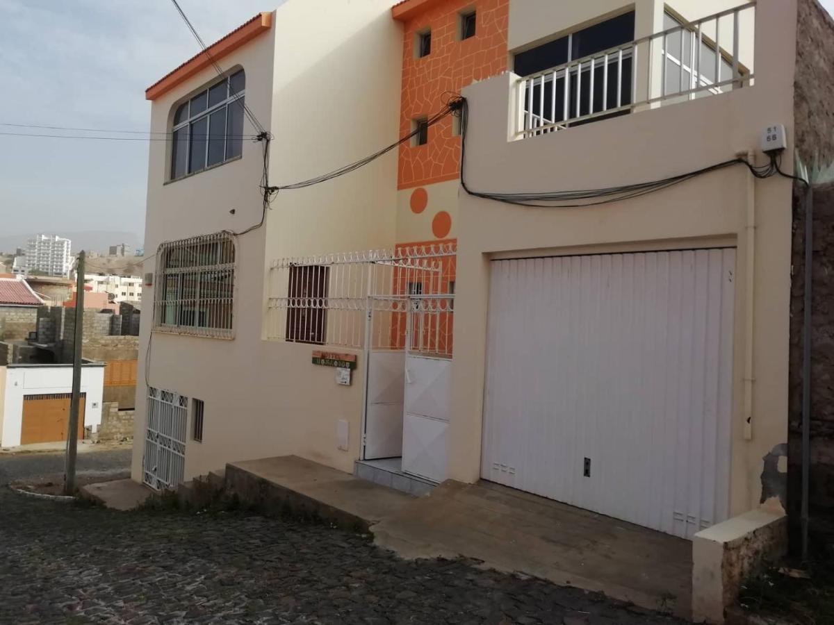 מינדלו Simabo'S Backpackers' Hostel מראה חיצוני תמונה